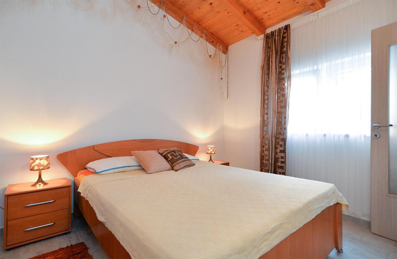 Apartments Jadranka 1279 Помер Екстериор снимка