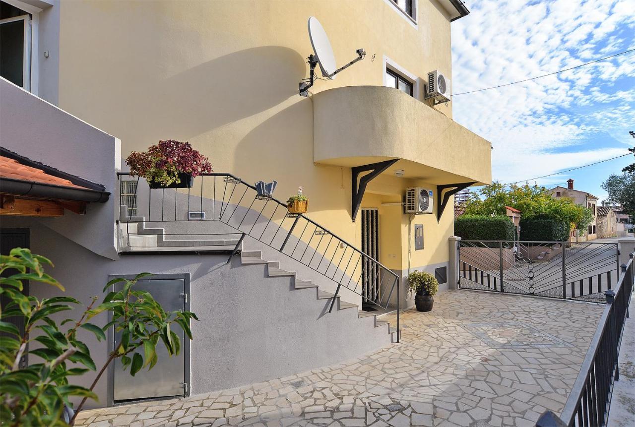 Apartments Jadranka 1279 Помер Екстериор снимка